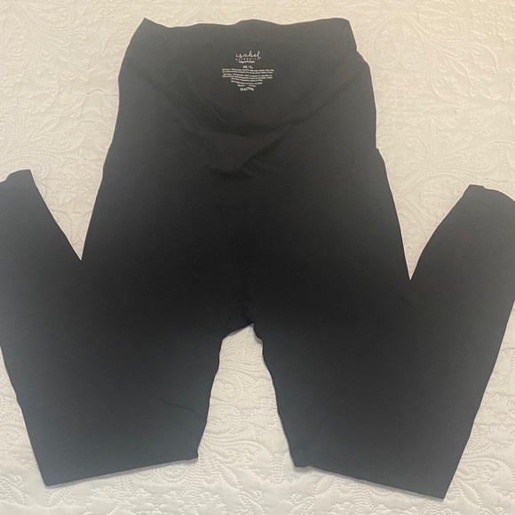 Isabel Maternity by Ingrid & Isabel Classic Maternity Black Leggings - Picture 3 of 5